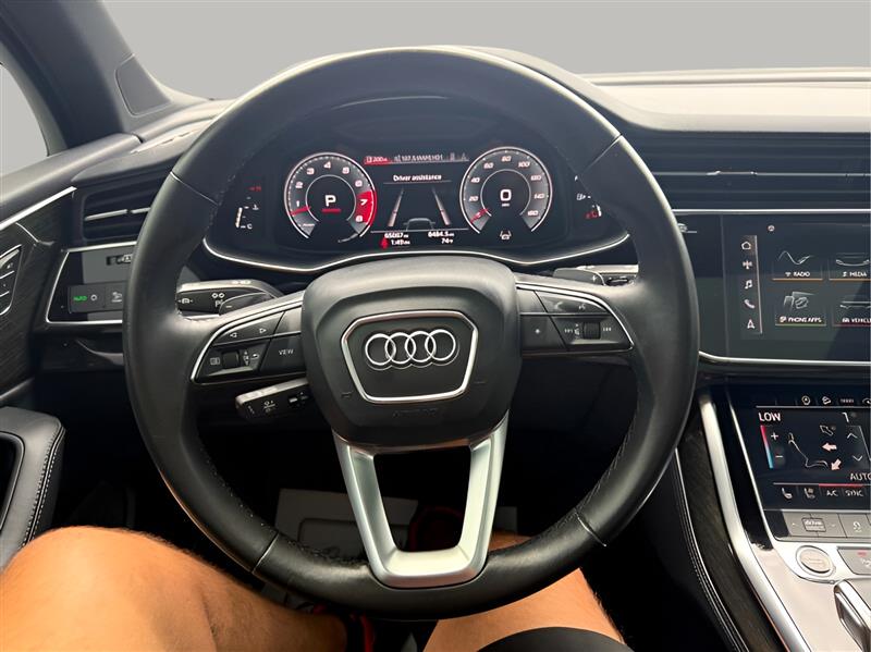 Audi Q7 Premium Plus 55 TFSI quattro 2021 Audi Q7 Premium Plus 55 TFSI quattro 2021