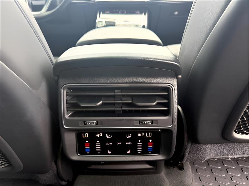 Audi Q7 Premium Plus 55 TFSI quattro 2021 Audi Q7 Premium Plus 55 TFSI quattro 2021