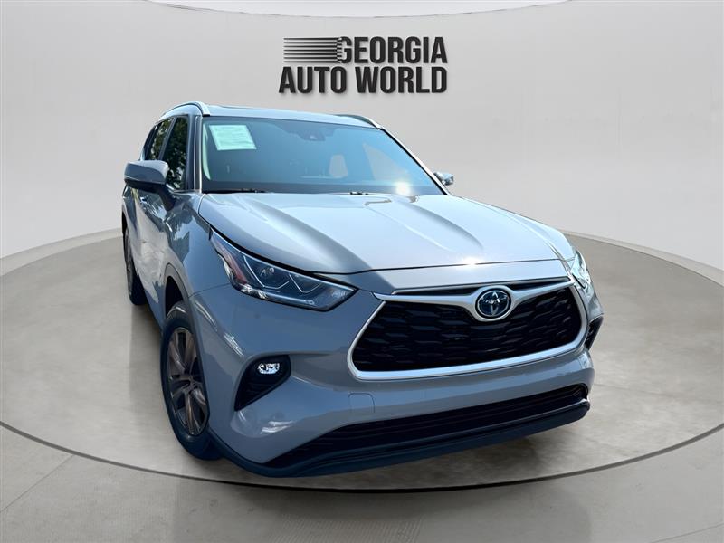 Toyota Highlander Hybrid Bronze Edition 2023 Toyota Highlander Hybrid Bronze Edition 2023