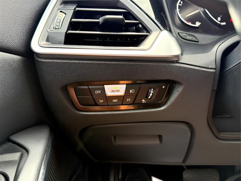 BMW 3-Series 330i 2019 BMW 3-Series 330i 2019