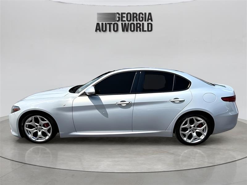 Alfa Romeo Giulia Ti 2022 Alfa Romeo Giulia Ti 2022