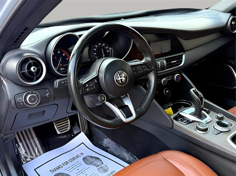 Alfa Romeo Giulia Ti 2022 Alfa Romeo Giulia Ti 2022
