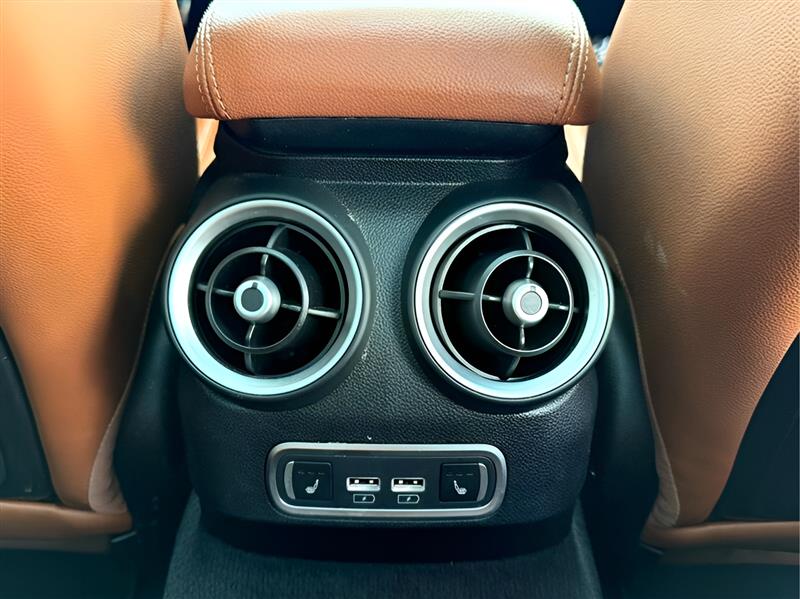 Alfa Romeo Giulia Ti 2022 Alfa Romeo Giulia Ti 2022