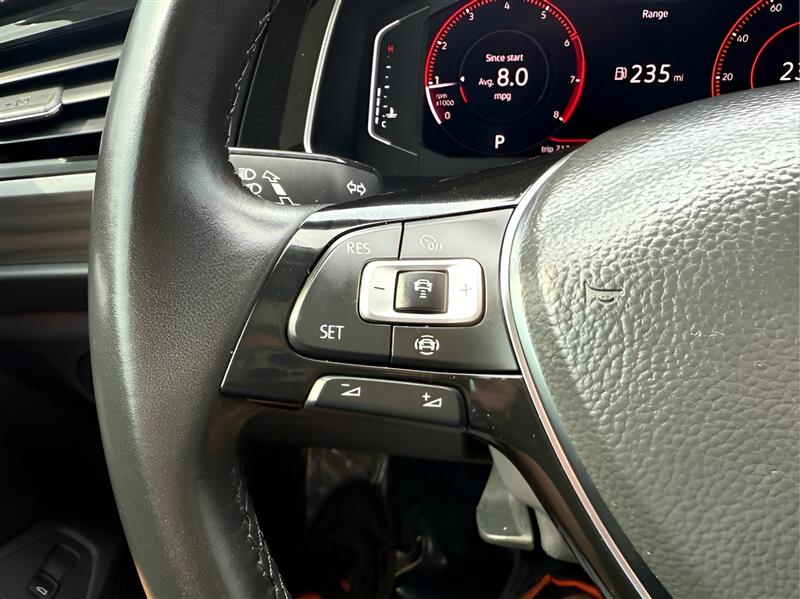 Volkswagen Jetta 1.4T SEL 8A 2019 Volkswagen Jetta 1.4T SEL 8A 2019