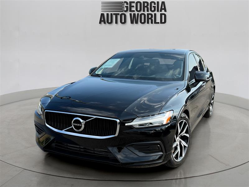 2020 Volvo S60 Momentum's photo