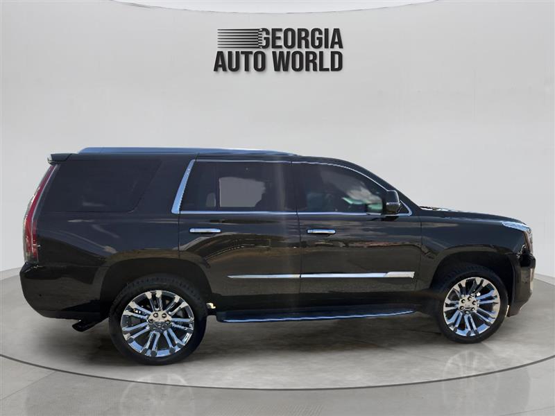 Cadillac Escalade Luxury 2WD 2017 Cadillac Escalade Luxury 2WD 2017