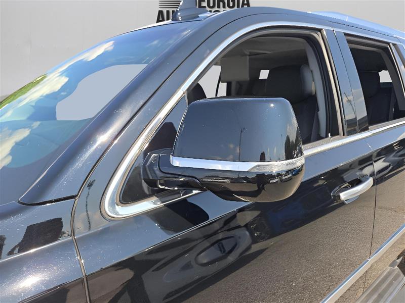 Cadillac Escalade Luxury 2WD 2017 Cadillac Escalade Luxury 2WD 2017