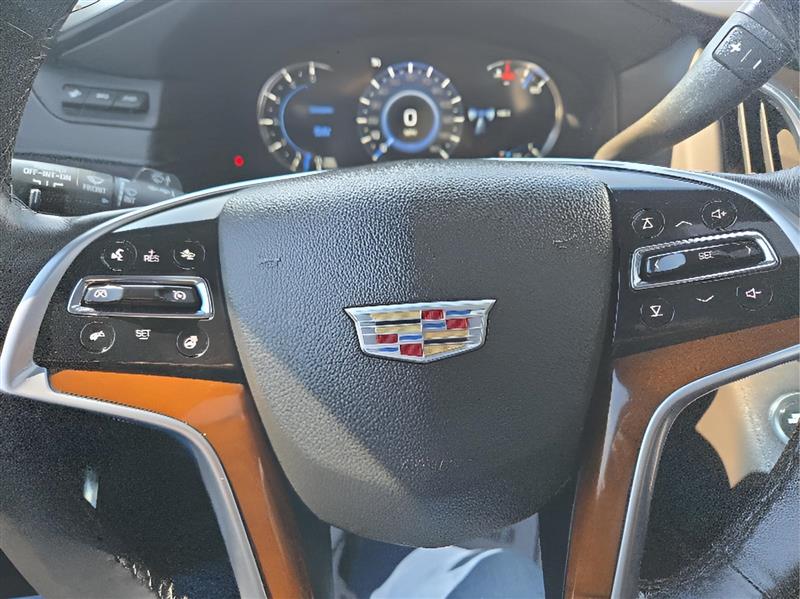 Cadillac Escalade Luxury 2WD 2017 Cadillac Escalade Luxury 2WD 2017