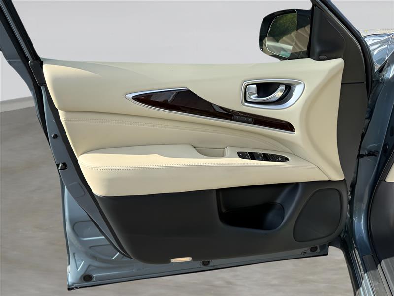 Infiniti QX60 Luxe 4D SUV FWD 2019 Infiniti QX60 Luxe 4D SUV FWD 2019