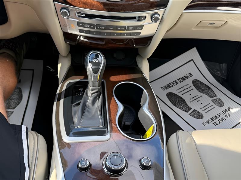 Infiniti QX60 Luxe 4D SUV FWD 2019 Infiniti QX60 Luxe 4D SUV FWD 2019