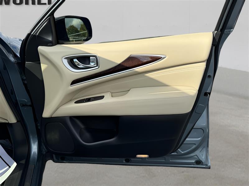 Infiniti QX60 Luxe 4D SUV FWD 2019 Infiniti QX60 Luxe 4D SUV FWD 2019