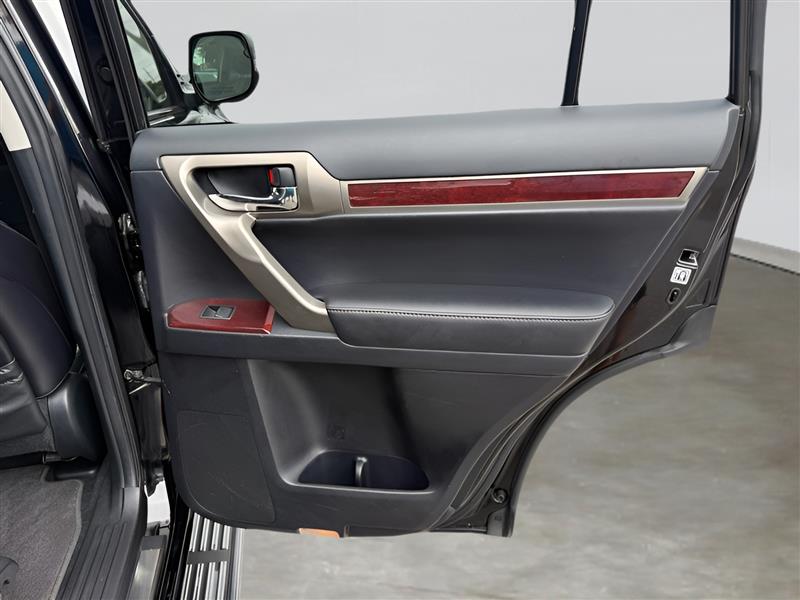 Lexus GX 460 4WD 4dr 2016 Lexus GX 460 4WD 4dr 2016