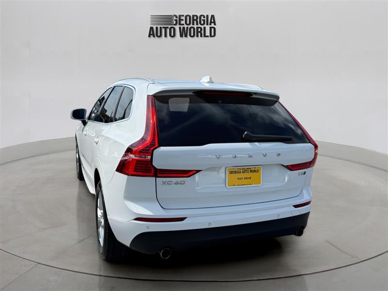 Volvo XC60 T5 Momentum AWD 2020 Volvo XC60 T5 Momentum AWD 2020
