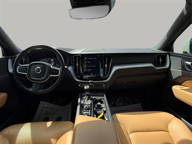 Volvo XC60 T5 Momentum AWD 2020 Volvo XC60 T5 Momentum AWD 2020