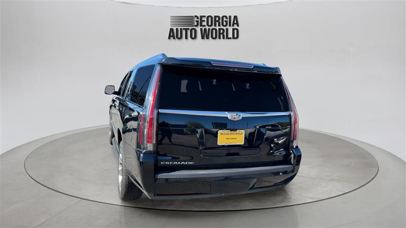 Cadillac Escalade ESV 2WD Luxury 2018 Cadillac Escalade ESV 2WD Luxury 2018