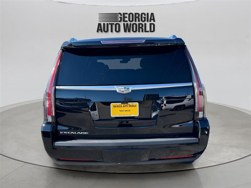 Cadillac Escalade ESV 2WD Luxury 2018 Cadillac Escalade ESV 2WD Luxury 2018