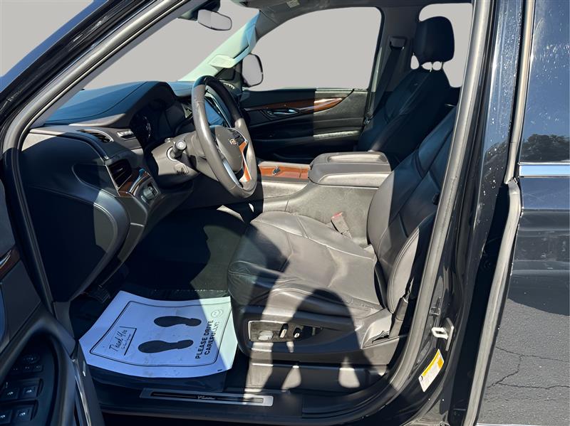 Cadillac Escalade ESV 2WD Luxury 2018 Cadillac Escalade ESV 2WD Luxury 2018