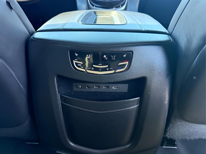 Cadillac Escalade ESV 2WD Luxury 2018 Cadillac Escalade ESV 2WD Luxury 2018