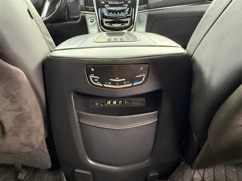 Cadillac Escalade Platinum 2WD 2016 Cadillac Escalade Platinum 2WD 2016