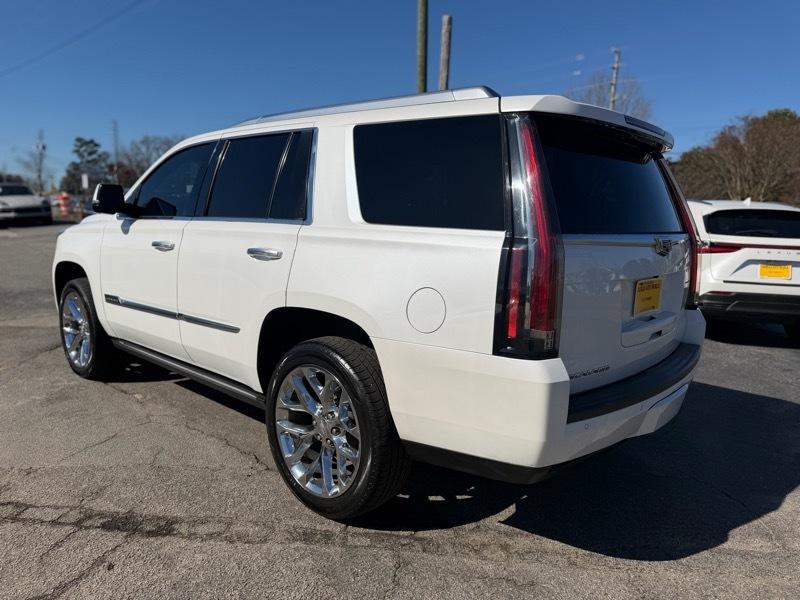 Cadillac Escalade Platinum 2WD 2016