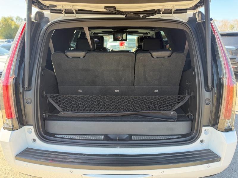 Cadillac Escalade Platinum 2WD 2016