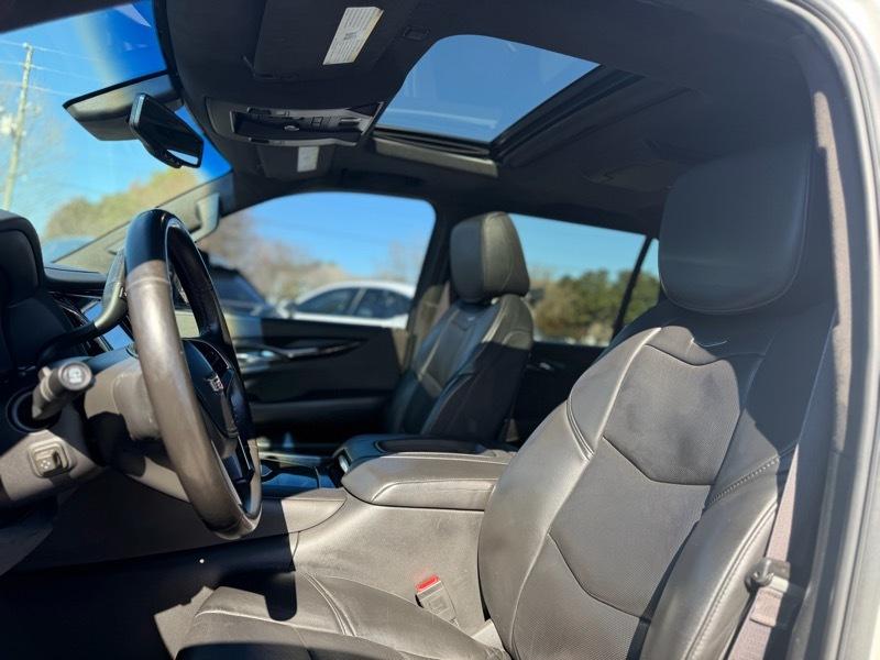 Cadillac Escalade Platinum 2WD 2016