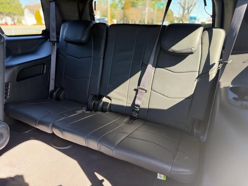 Cadillac Escalade Platinum 2WD 2016