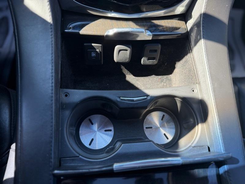 Cadillac Escalade Platinum 2WD 2016