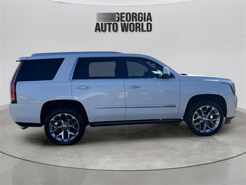 Cadillac Escalade Platinum 2WD 2016