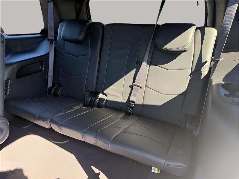 Cadillac Escalade Platinum 2WD 2016