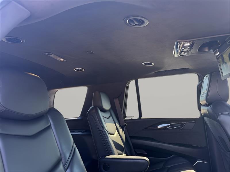 Cadillac Escalade Platinum 2WD 2016