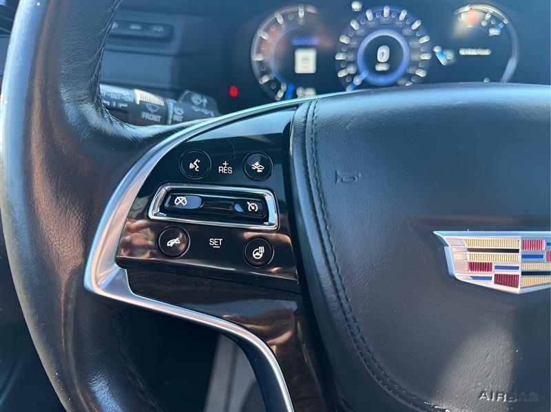 Cadillac Escalade Platinum 2WD 2016