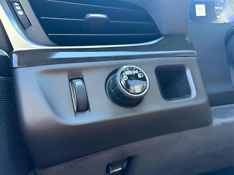 Cadillac Escalade Platinum 2WD 2016