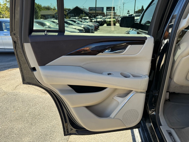 Cadillac Escalade Premium 2WD 2015 Cadillac Escalade Premium 2WD 2015