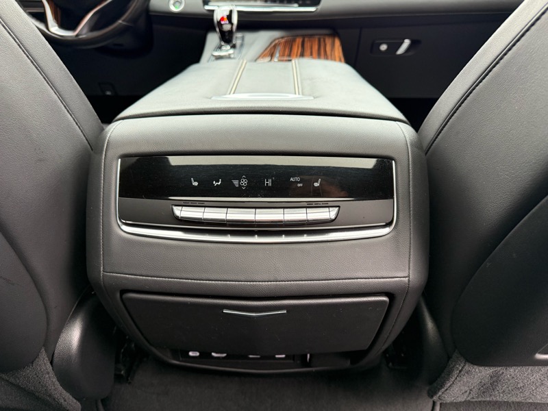 Cadillac Escalade Premium Luxury 2021 Cadillac Escalade Premium Luxury 2021