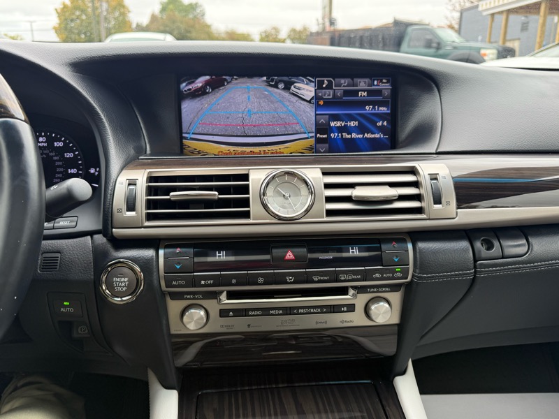 Lexus LS 460 Luxury Sedan AWD 2013 Lexus LS 460 Luxury Sedan AWD 2013