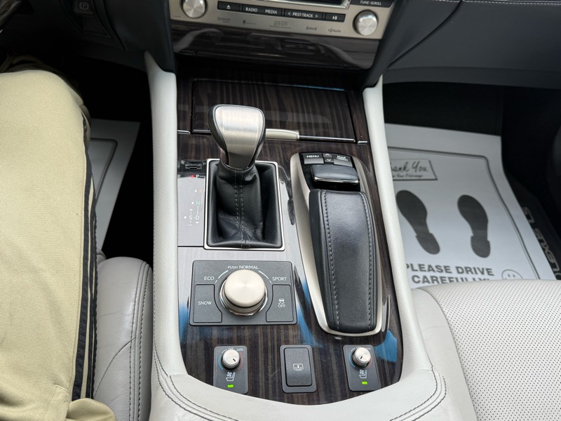 Lexus LS 460 Luxury Sedan AWD 2013 Lexus LS 460 Luxury Sedan AWD 2013