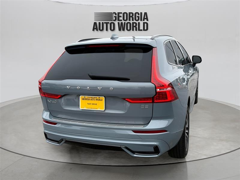 Volvo XC60 B5 Plus Dark 2023