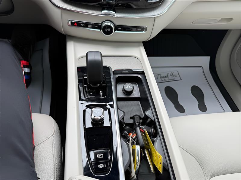 Volvo XC60 B5 Plus Dark 2023