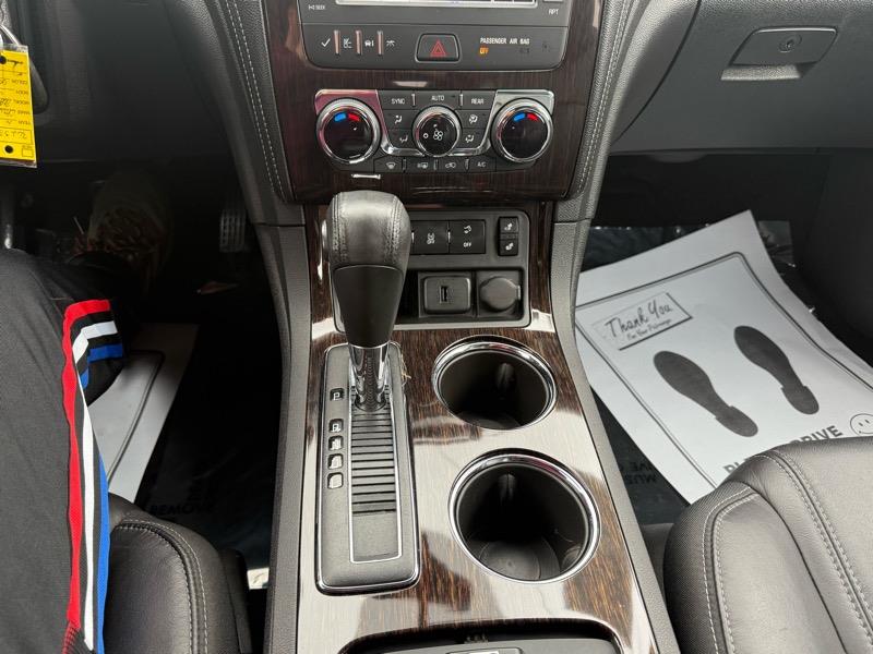 Chevrolet Traverse LT 2015