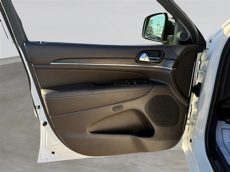 Jeep Grand Cherokee Overland 2WD 2019