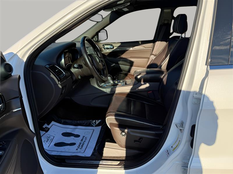 Jeep Grand Cherokee Overland 2WD 2019