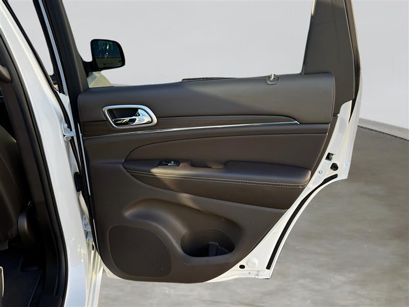 Jeep Grand Cherokee Overland 2WD 2019