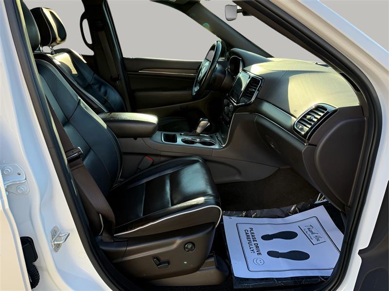 Jeep Grand Cherokee Overland 2WD 2019