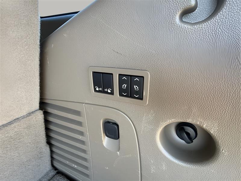 GMC Yukon SLT 2WD 2020