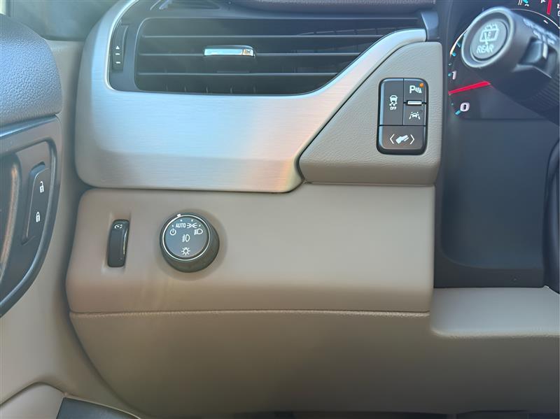 GMC Yukon SLT 2WD 2020