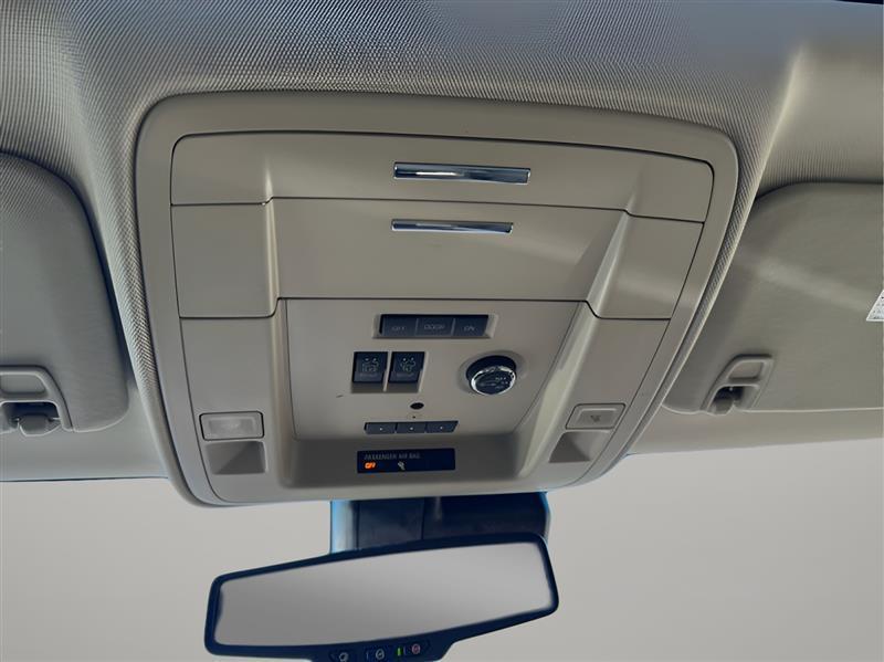 GMC Yukon SLT 2WD 2020