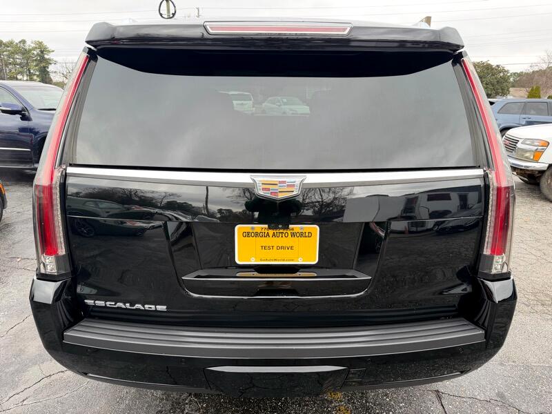 Cadillac Escalade Luxury 4WD 2017