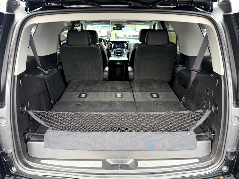 Cadillac Escalade Luxury 4WD 2017