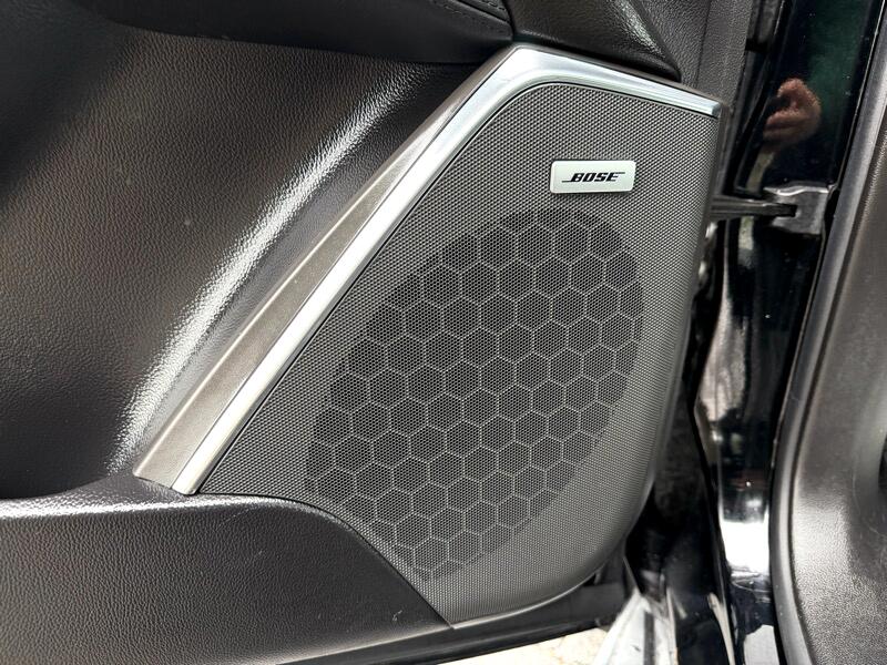 Cadillac Escalade Luxury 4WD 2017